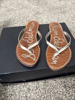 Sam Edelman Silver Metallic Thong Sandals with Brown Croc Footbed